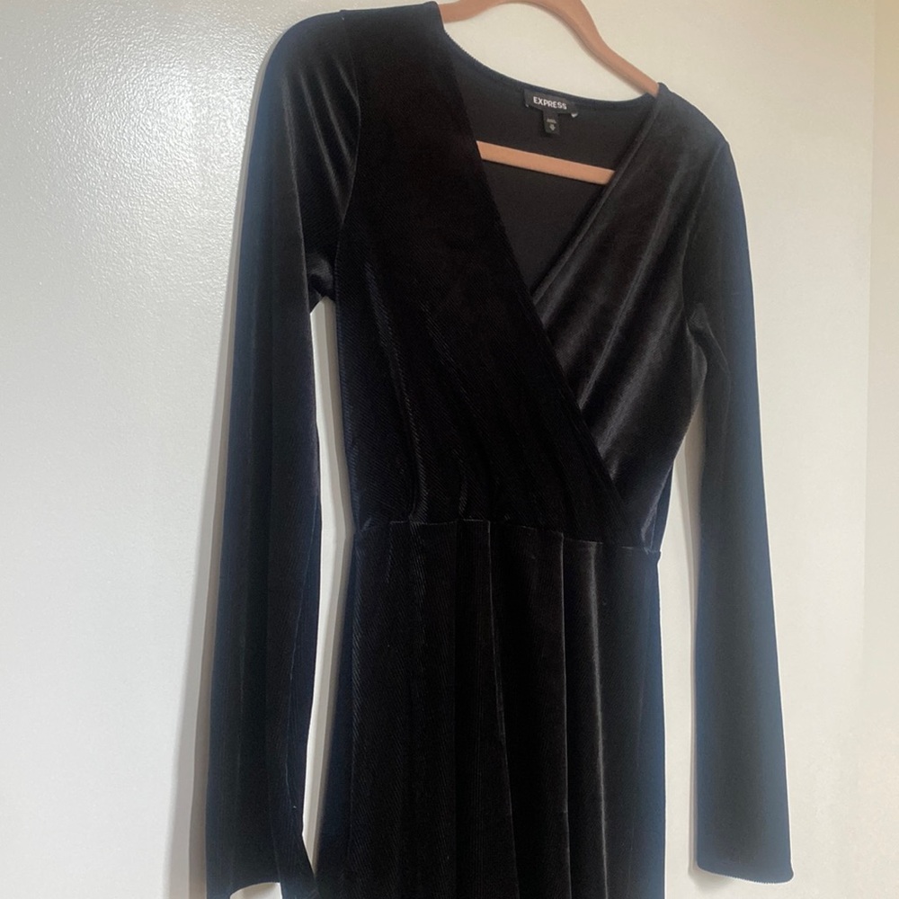 Black long sleeve velvet flare dress.